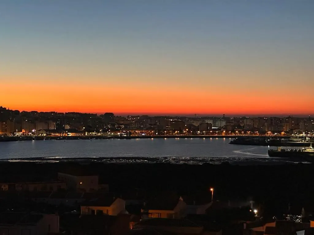 Vila Colina Rio Ferragudo  Portugal